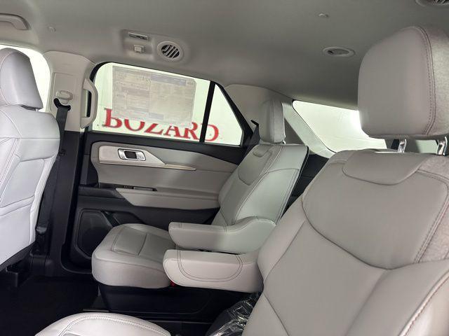 new 2025 Ford Explorer car, priced at $43,678
