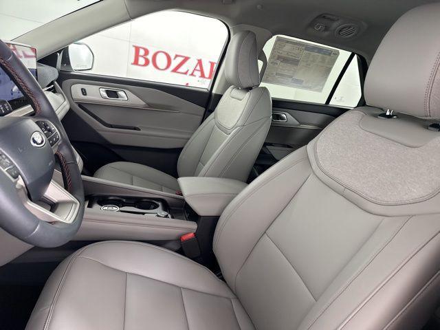 new 2025 Ford Explorer car, priced at $43,678