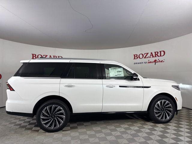 new 2025 Lincoln Navigator car, priced at $119,655