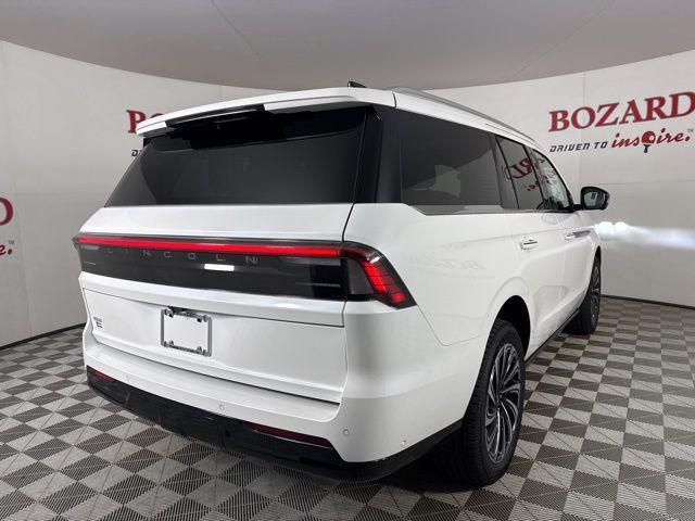 new 2025 Lincoln Navigator car, priced at $119,655