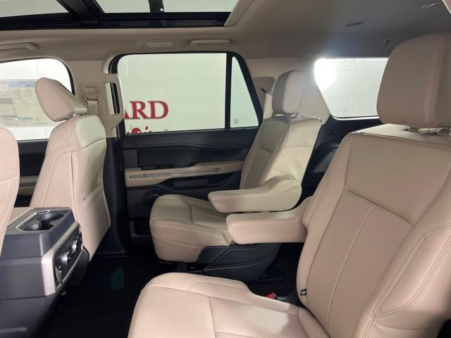 new 2024 Ford Expedition Max car, priced at $76,820