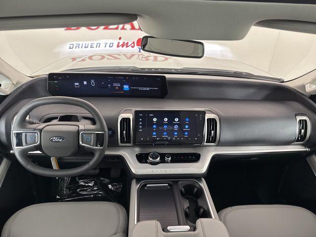 new 2025 Ford Expedition Max car, priced at $70,097