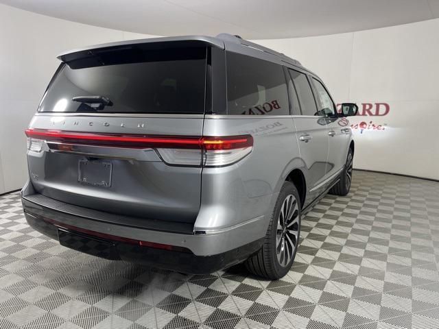 new 2024 Lincoln Navigator car, priced at $94,676