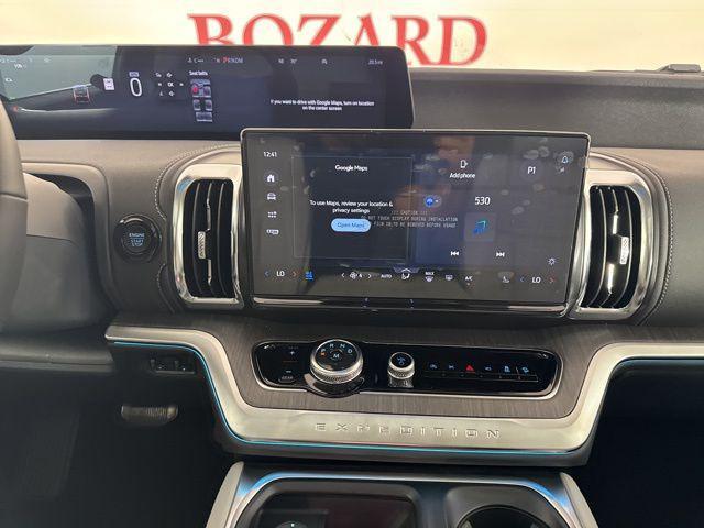 new 2025 Ford Expedition car, priced at $89,605