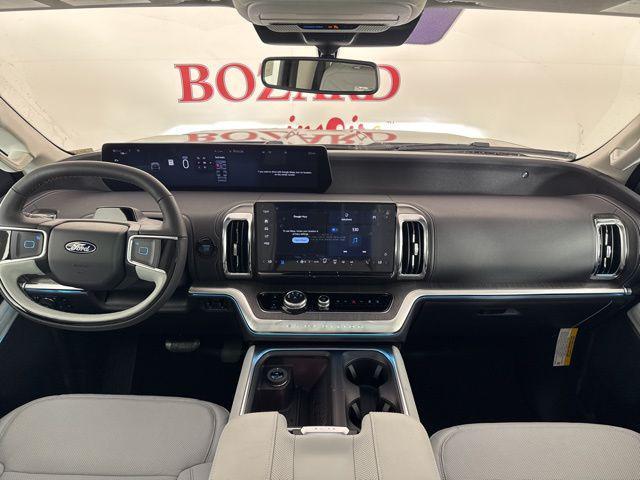 new 2025 Ford Expedition car, priced at $89,605