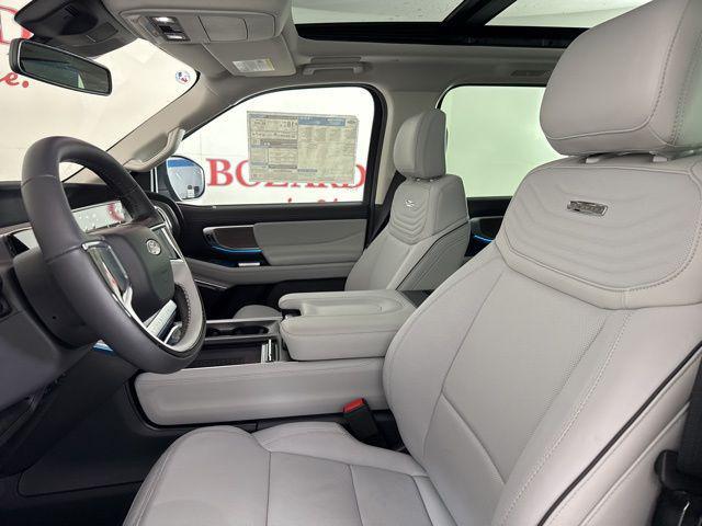 new 2025 Ford Expedition car, priced at $89,605