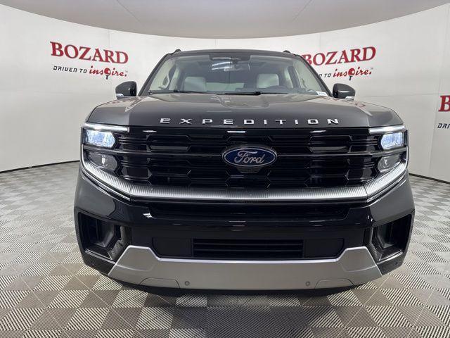 new 2025 Ford Expedition car, priced at $89,605
