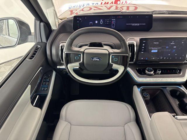 new 2025 Ford Expedition car, priced at $89,605