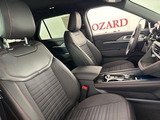 new 2025 Ford Explorer car, priced at $45,221