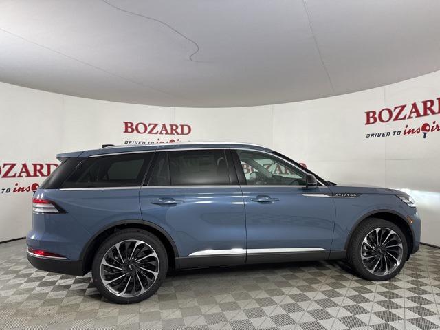 new 2025 Lincoln Aviator car, priced at $77,665