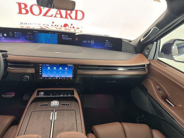 new 2025 Lincoln Navigator car, priced at $99,451
