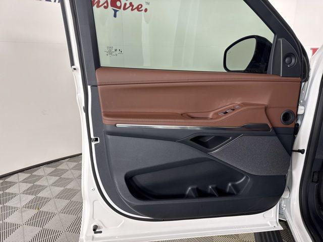 new 2025 Lincoln Navigator car, priced at $99,451
