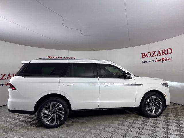 new 2025 Lincoln Navigator car, priced at $99,451