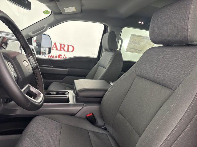 new 2025 Ford F-150 car, priced at $55,757