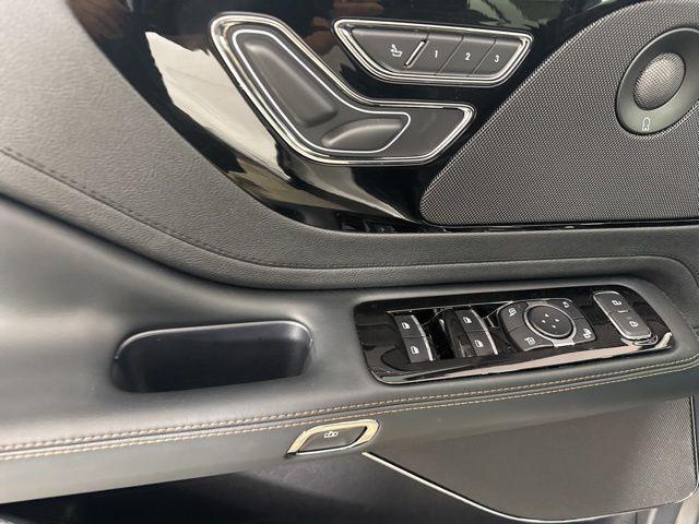 new 2025 Lincoln Aviator car, priced at $56,298