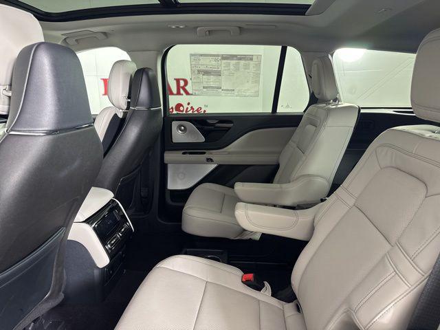 new 2025 Lincoln Aviator car, priced at $71,377