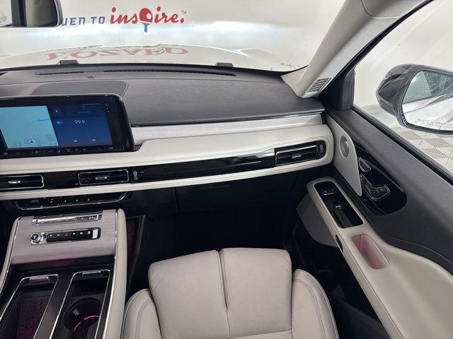 new 2025 Lincoln Aviator car, priced at $71,377