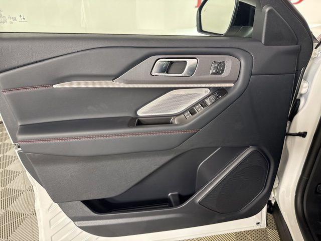 new 2025 Ford Explorer car, priced at $59,387