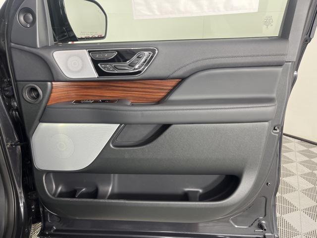new 2024 Lincoln Navigator car, priced at $83,434