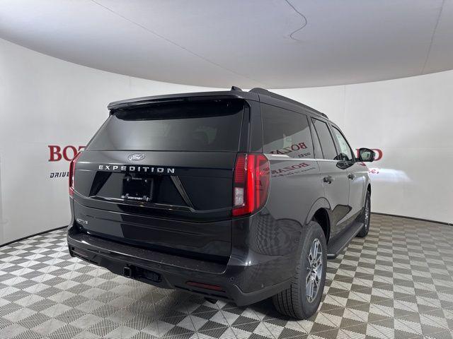 new 2025 Ford Expedition car, priced at $66,014