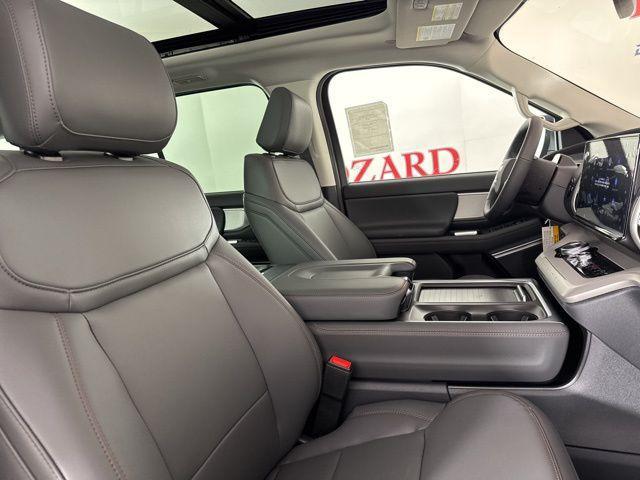 new 2025 Ford Expedition car, priced at $66,014