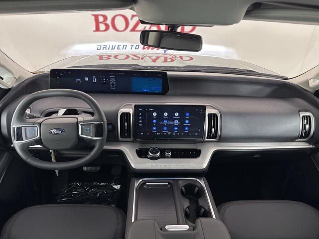 new 2025 Ford Expedition car, priced at $68,765