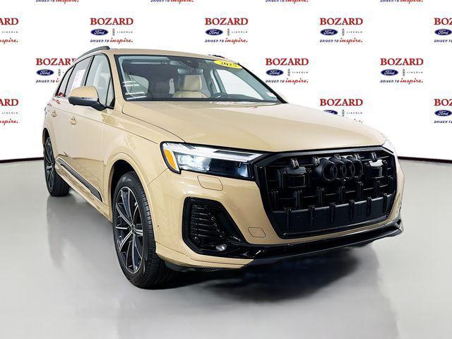used 2025 Audi Q7 car, priced at $51,000
