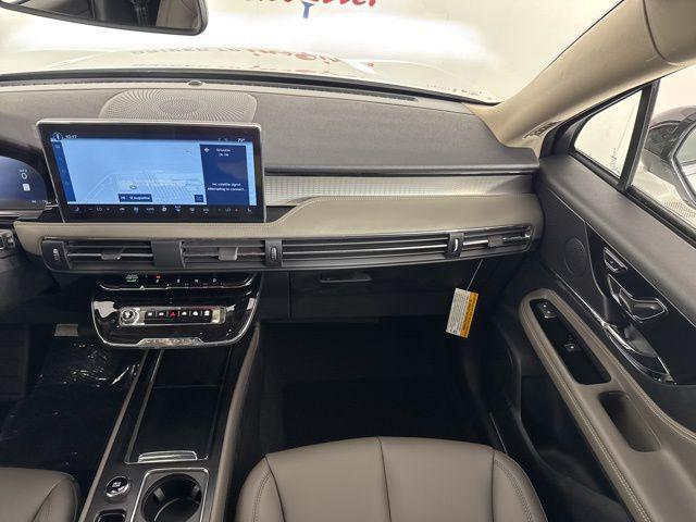 new 2025 Lincoln Corsair car, priced at $38,286