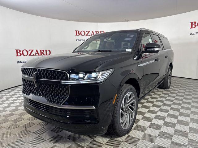 new 2025 Lincoln Navigator car, priced at $103,076