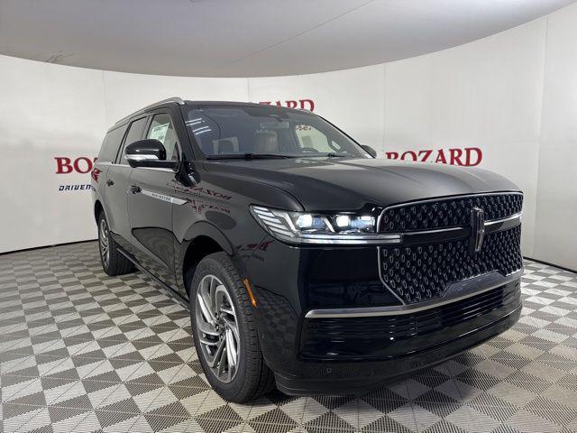 new 2025 Lincoln Navigator car, priced at $103,076