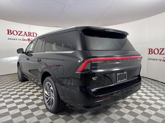 new 2025 Lincoln Navigator car, priced at $103,076