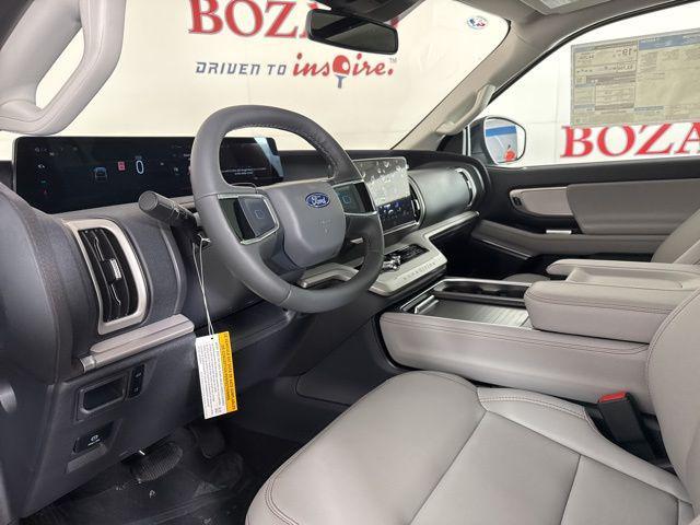 new 2025 Ford Expedition car, priced at $68,270