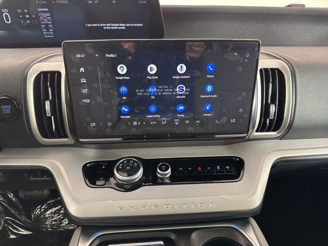 new 2025 Ford Expedition car, priced at $68,250