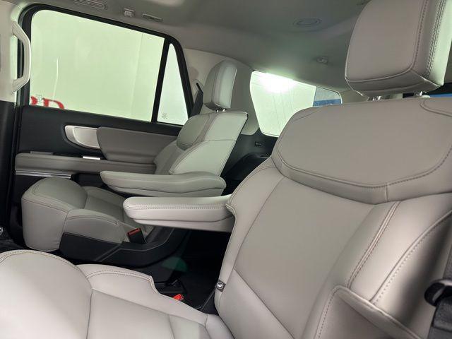 new 2025 Ford Expedition car, priced at $68,250