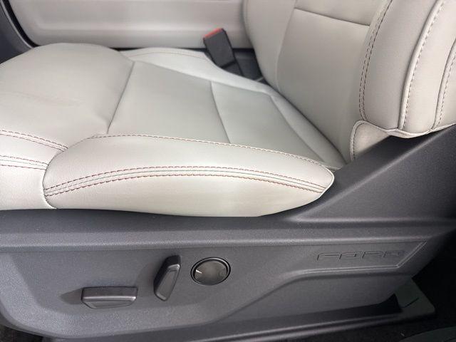 new 2025 Ford Expedition car, priced at $68,250
