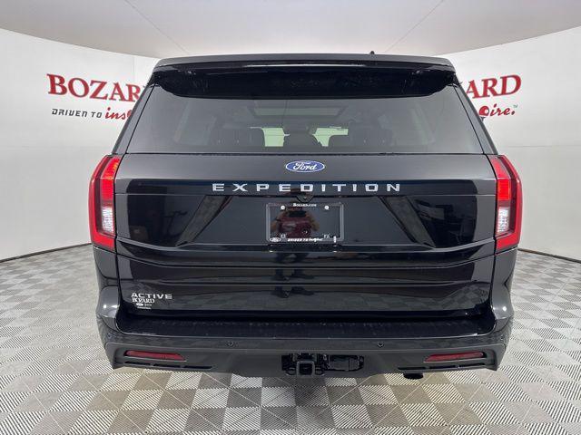new 2025 Ford Expedition car, priced at $68,270