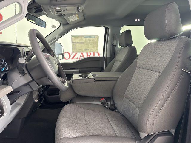 new 2025 Ford F-250 car, priced at $58,946