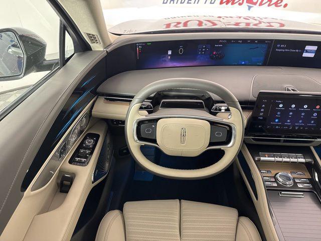 new 2025 Lincoln Nautilus car, priced at $64,087