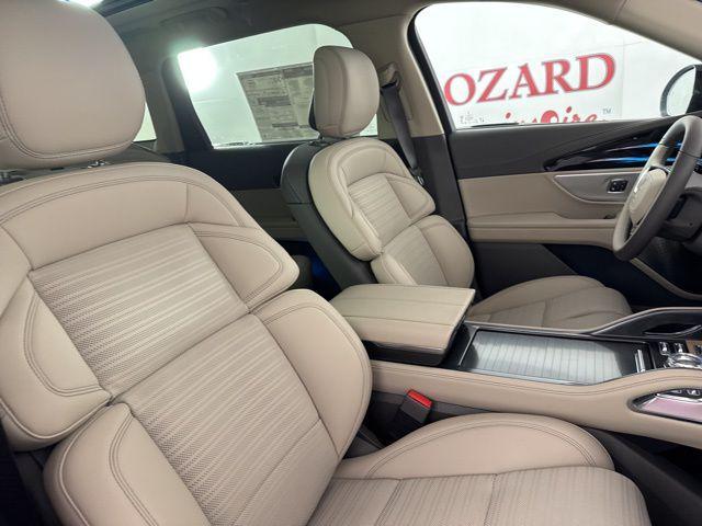 new 2025 Lincoln Nautilus car, priced at $64,087