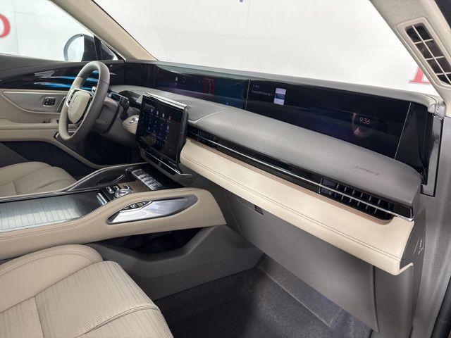 new 2025 Lincoln Nautilus car, priced at $64,087