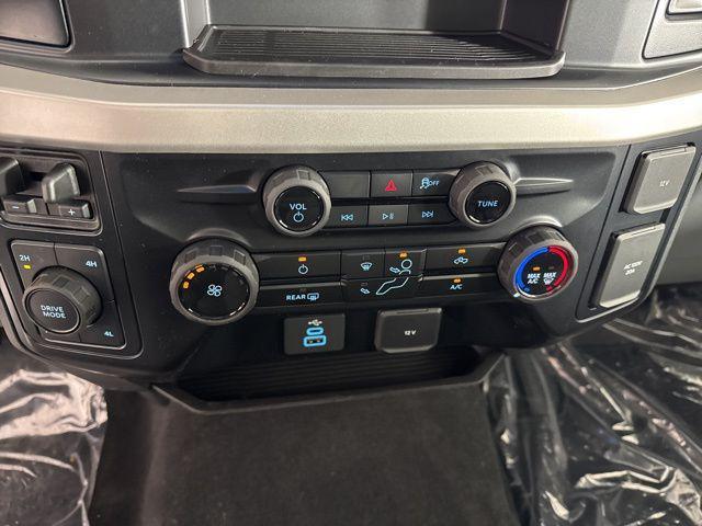new 2025 Ford F-250 car, priced at $61,219