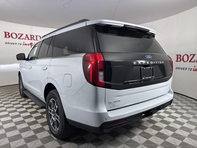 new 2025 Ford Expedition car, priced at $68,270