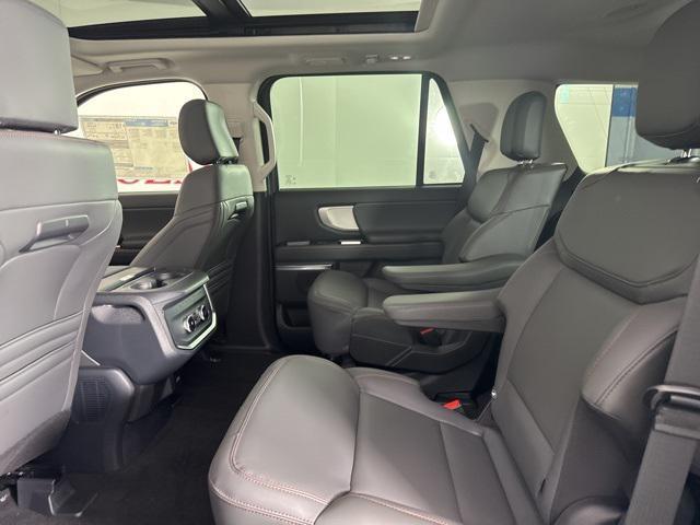 new 2025 Ford Expedition car, priced at $68,270