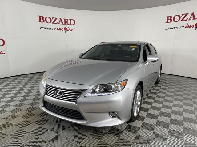 used 2014 Lexus ES 300h car, priced at $14,000