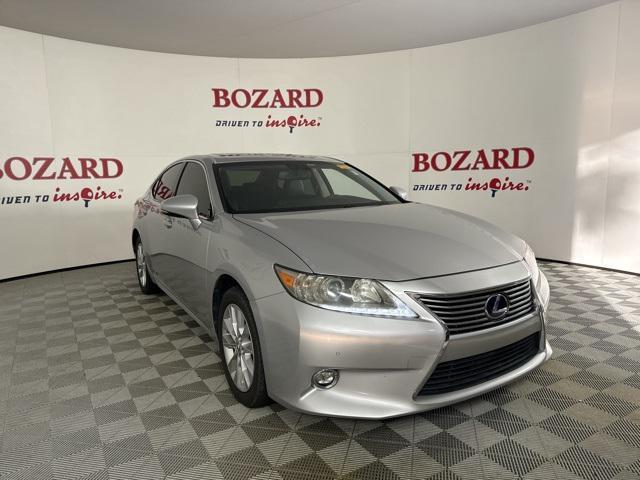 used 2014 Lexus ES 300h car, priced at $14,000