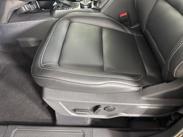 new 2025 Ford Bronco car, priced at $53,678