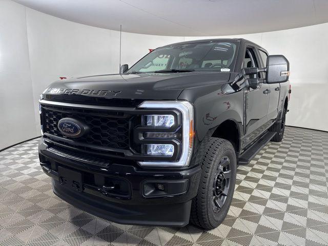 new 2025 Ford F-250 car, priced at $68,498