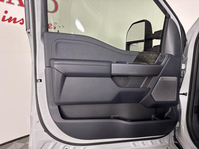 new 2025 Ford F-250 car, priced at $162,335