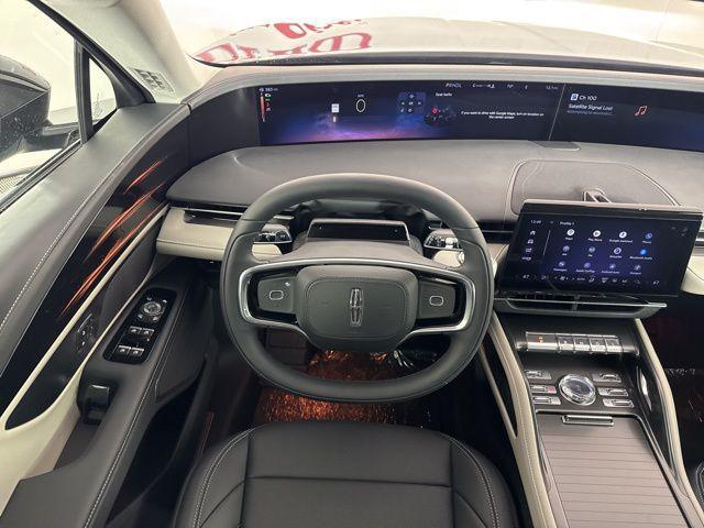 new 2025 Lincoln Nautilus car, priced at $48,976