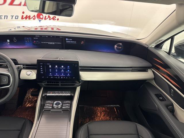 new 2025 Lincoln Nautilus car, priced at $52,170